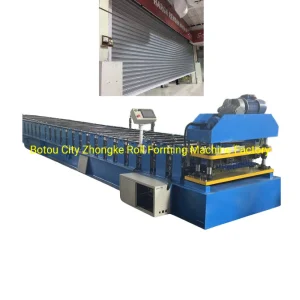 Máquina de formación en frío de canal de lamas de puerta enrollable de acero galvanizado totalmente automática, máquina de doblado de purlin