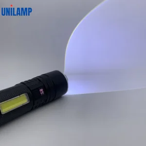 Versatile White Laser Flashlight with Adjustable Zoom Feature