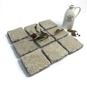 Wholesale Customization Limestone Natural Stone Veneer Paving Basalt Stone Mosaic Outdoor Floor Decoration Stone