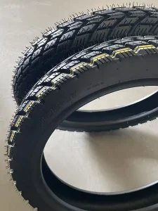 High Performance Customized Tubeless Motorcycle Accessories Tyre 110/70-16