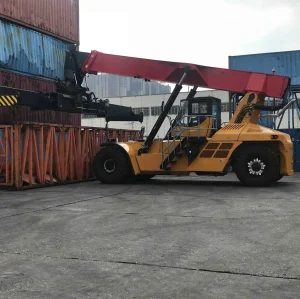 Srsc45h2 Reach Stacker