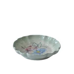 China Hand Painted Floral and Butterfly Light Green Gradient Petal Edge Ceramic Plate Manufacturers, Supplier
