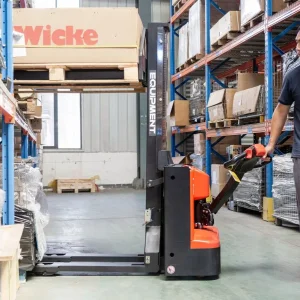 High Performance 1.6t Mini Electric Forklift Reach Stacker for Efficient Rack Lifting