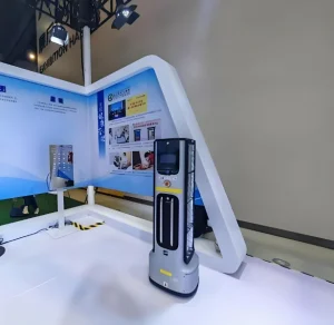 Labor-saving Deepblue AI Disinfection Robot UV Disinfection Robot for Hospitals