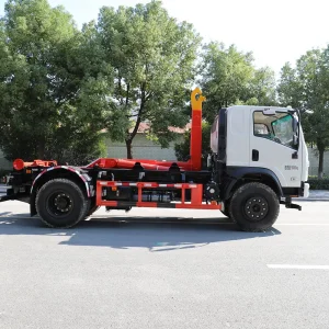 Tri-Ring Compactor Engine Waste Collection Swing Sanitation Vehicle Hook Arm Garbage Truck