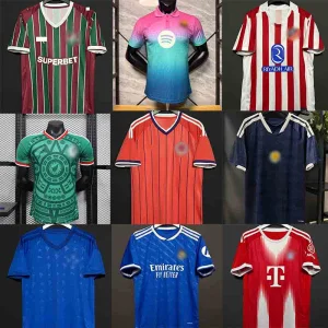 Camisa de Futebol Uniforme