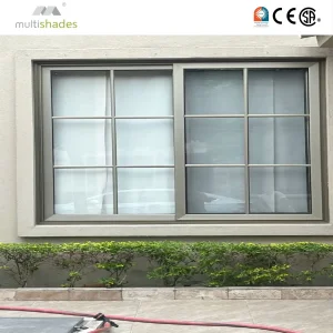 Ventana deslizante de aluminio de doble acristalamiento para dormitorio exterior de Multishades Villa, con apertura horizontal y pantalla, equipada con herrajes de marca reconocida
