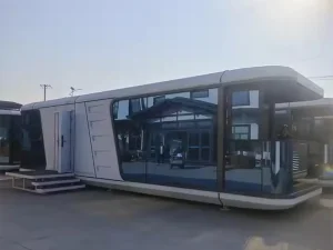 Capsule House