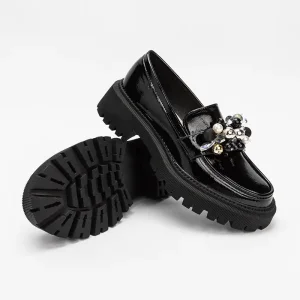Riyadh Luxury Pearl Decorated Loafers