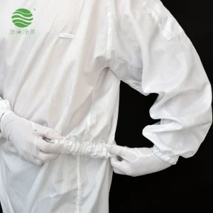 Ropa protectora ESD para la fabricación de dispositivos médicos con capucha