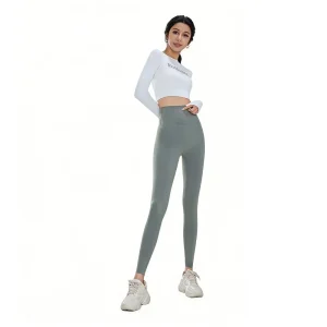 Top de entrenamiento de pilates fitness ajustado