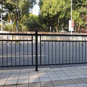 Promotional OEM Sustainable Warehouse Anti Collision Outdoor Metal Road Guardrail