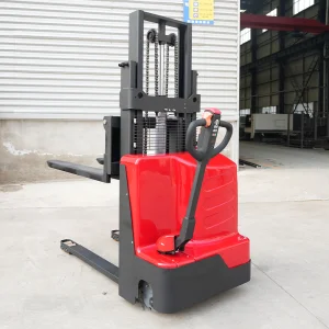 All Terrain Self Lifting Forklift