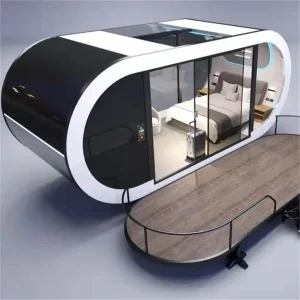 Casa cápsula de manzana insonorizada y aislada para vivir en tranquilidad en un resort de montaña