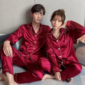 Pijamas de seda de manga larga para mujeres