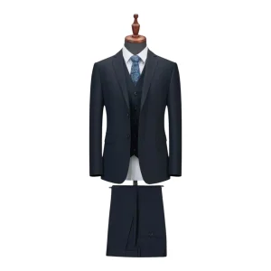 Diseño de logotipo bordado premium para hombres, ofreciendo personalización profesional de trajes de negocios y uniformes