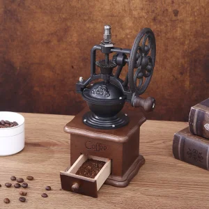 Molino de café manual retro de cocina con diseño de noria antigua