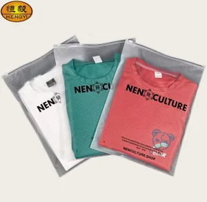 Recyclable Matte Frosted CPE Plastic Clothing Packaging Bag Sustainable Zipper Clothing Bags Custom Logo for Apparel Packing