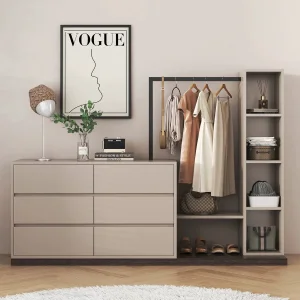 Adjustable Garment Hanger