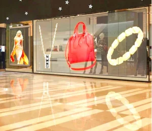 P7.81 Window Glass Transparent LED Indoor Outdoor Advertising Video Wall