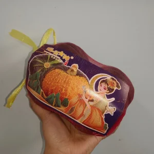 Freshly Picked Low-Sodium Authentic Baby Pumpkin for Animal Nutrition