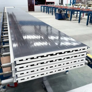 Best Selling Decorative Facade Insulation Great Wall Precast PIR Core Sandwich Panels for Fence Villa Building Roofing