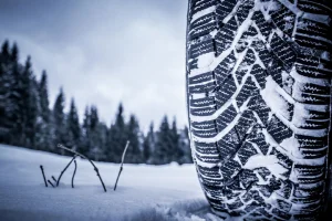 Haida/Joyroad/Lanvigator/Aplus/Royal Black/Kapsen/Habilead/Invovic/Double Star PCR Tire M+S Studless Snowflake Winter Snow Mud Studded Passanger Car Tyre