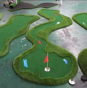 Mini Golf Green