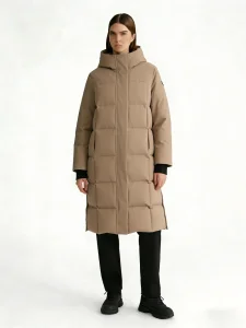 LOVEXUAN Premium Women's Hooded Long Outdoor Down Parka 380g Filled Duck Down Winter Coat Wholesale High Quality Puffer Jacket