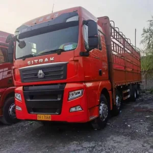 Sinotruk Sitrak C5h 8×4 Box-Type Cargo Truck with 6/10-Speed Manual Transmission - Optional Stake Body/Flatbed/Truck-Mounted Crane for Long-Distance Transport