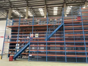 Gravity Cantilever Rack