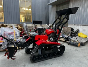 Mini Crawler Tractor Agricultural Machinery with Rotary Tiller Bulldozer Equipment Tractor Ride-on Agricultural Tracked