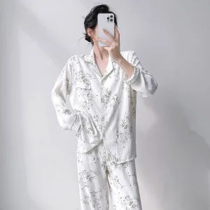 Ropa de casa fresca
