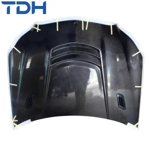 Car Accessories Carbon Fiber Hood for Mercedes Benz E-Class W212 Modified to Ly Style Wet Carbon Fiber Engine Cover Hood