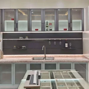 Wear-Resistant Track-Mounted Modern Modular Wall-Mounted Storage System for Storage Room