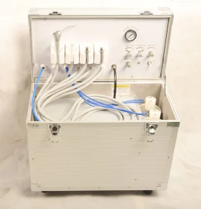 Dt402A Built-in Compressor and Suction Portable Dental Unit