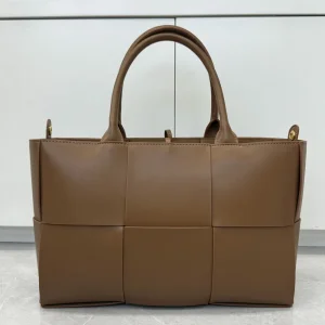Bolso de hombro de cuero de moda