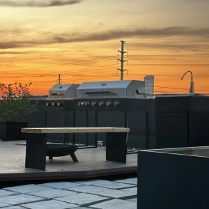 Modern Design Leisure Bench for Outdoor Dining Spaces and Family Dinners