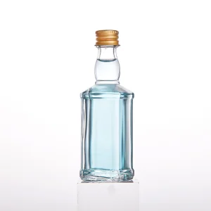 Luxury Premium Glass Spirits Bottle 20ml 30ml 50ml 100ml Mini Rum Whiskey Gin Tequila Bottle for Promotion