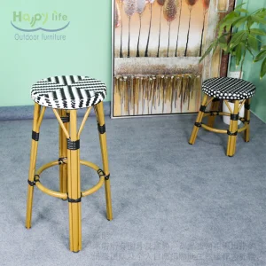 Elegant European Modern Metal Bar Stools for Dining Living Room Kitchen High Counters Restaurants Home Bars-Outdoor Friendly