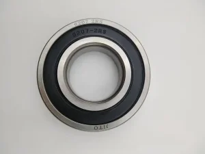 Uganda 6207 2RS Bearing