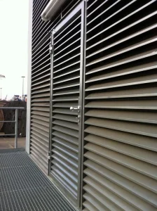 Foshan Philippines Vietnam Standard China Manufacturer Aluminum Profile Waterproof Aluminium Blind Shutter Louver Jalousie Window Attic Louvre Blade Windows