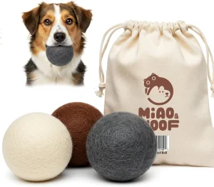 Interactive Dog Toy Set Felt Wool Balls for Dogs Safe Chew and Play Balls for Indoor and Outdoor Fun Engaging Training Aid