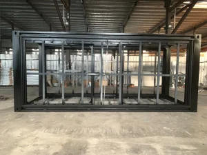 Contemporary Apple Cabin: Versatile Steel Structure for Businesses