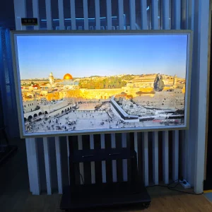 Ultra Slim 4K Signage