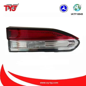 Factory Wholesale Energy Efficient Universal Scratch Resistant Car Accessories LED Auto Car Tail Rear Light for Toyota Cross 2021 Back Lamp Le