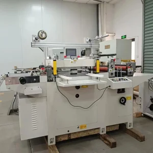Roll Film Die Cutting Machine (DP-420BII)