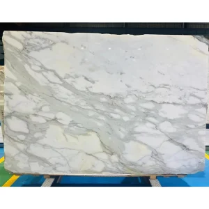 Natural Stone Polished/Honed Oriental Calacatta White/Grey/Gold Marble for Floor/Wall Slabs/Tiles/Countertops/Stairs/Sills/Column/Mosaic Interiors Decoration