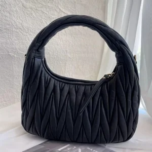 Bolsa hobo de cuero genuino acolchado