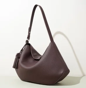 Bonitos bolsos de mano cubo